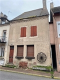 Maison à rénover à la vente